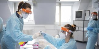 Kormányrendelet szabályozza mely esetekben ingyenes a PCR teszt műtéti beavatkozás előtt