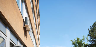 A Kórház belső udvarán, az “A” épület előtti terület lezárásra kerül