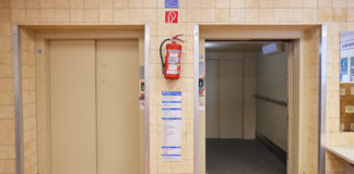 Elkezdődött a “B” épületben működő személylift karbantartása